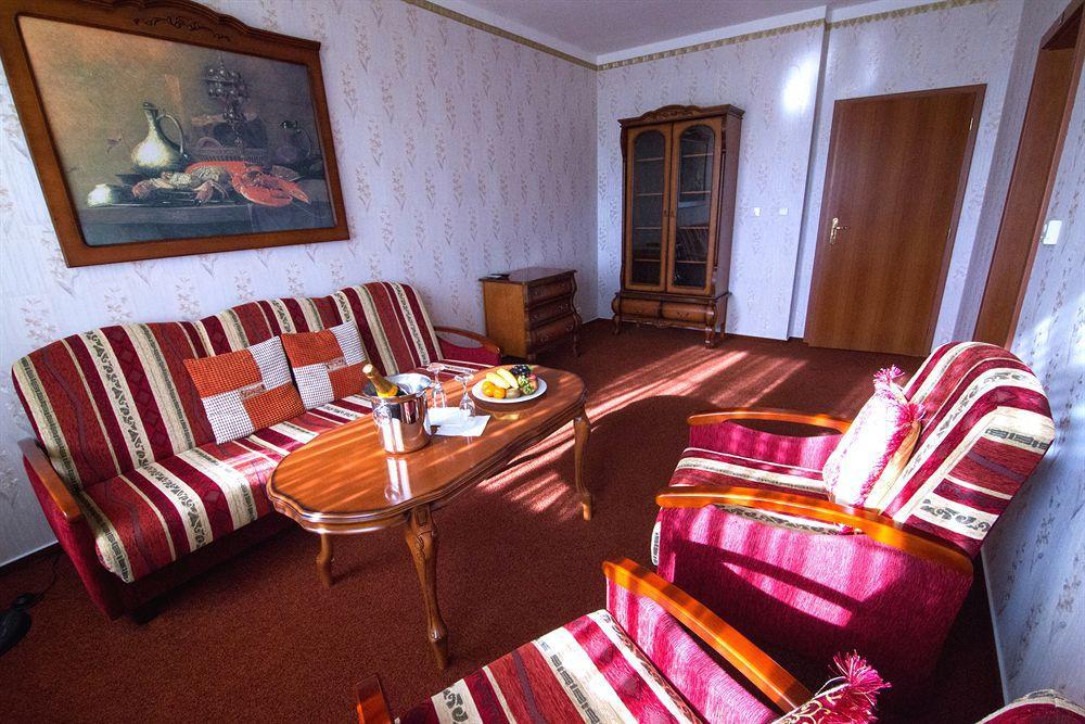 Wellness Hotel Babylon Liberec Extérieur photo