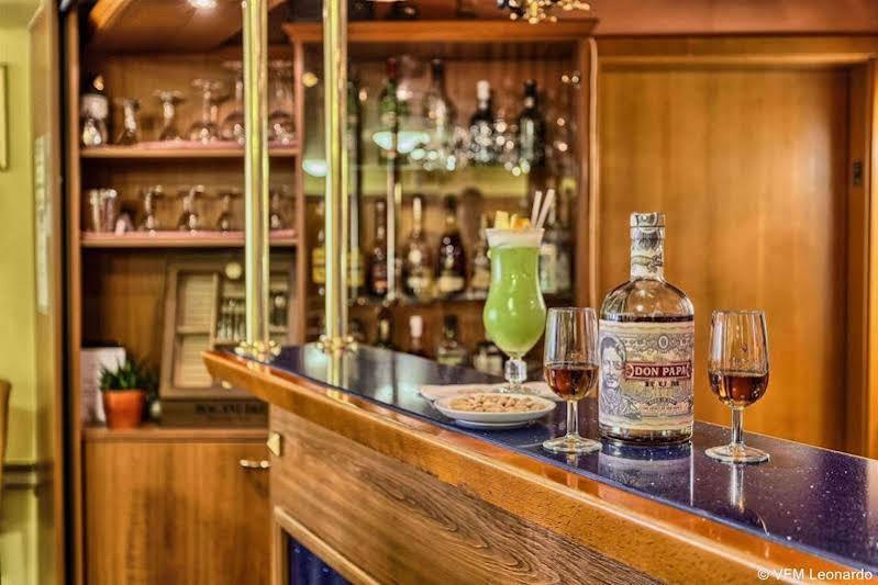 Wellness Hotel Babylon Liberec Extérieur photo
