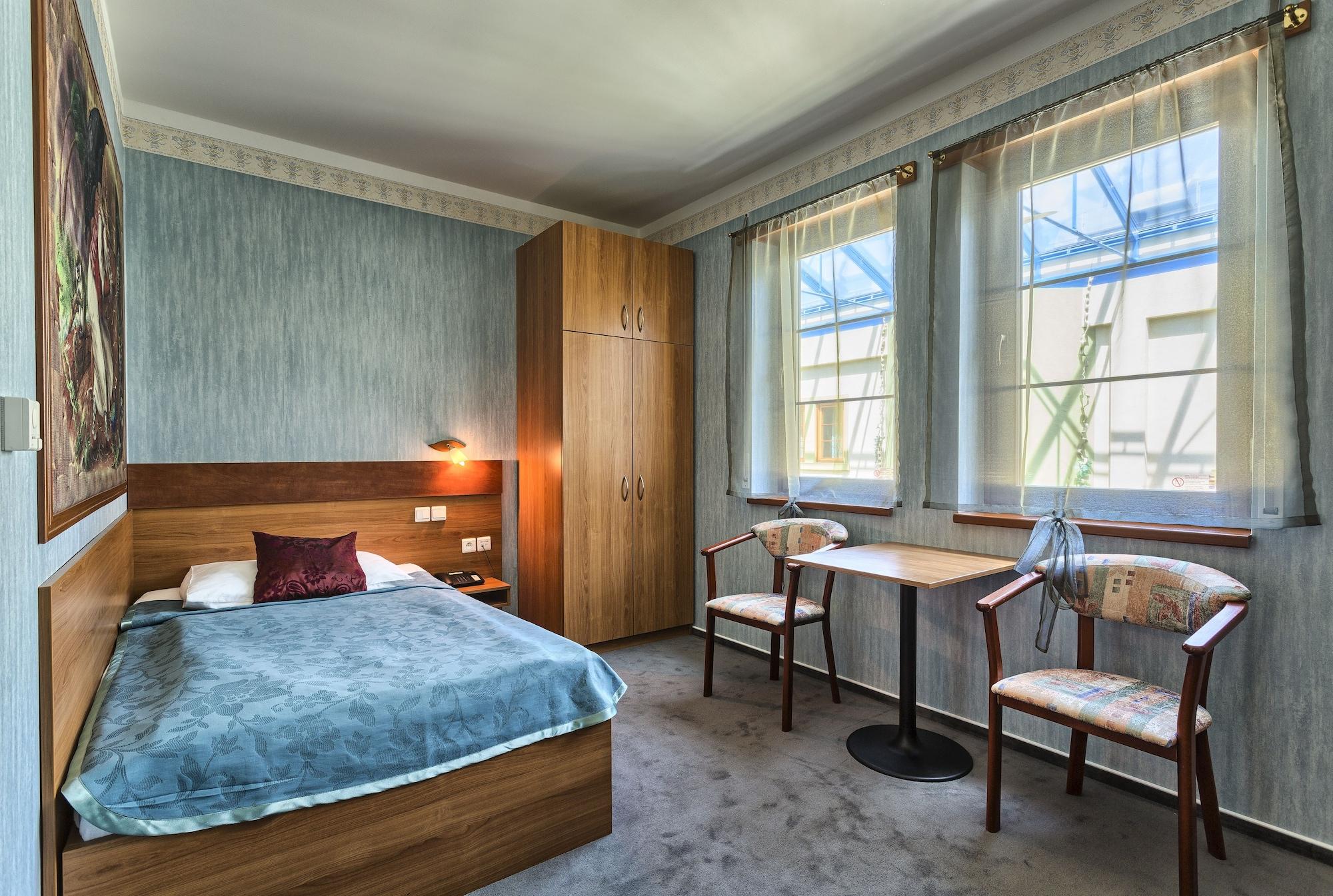 Wellness Hotel Babylon Liberec Extérieur photo