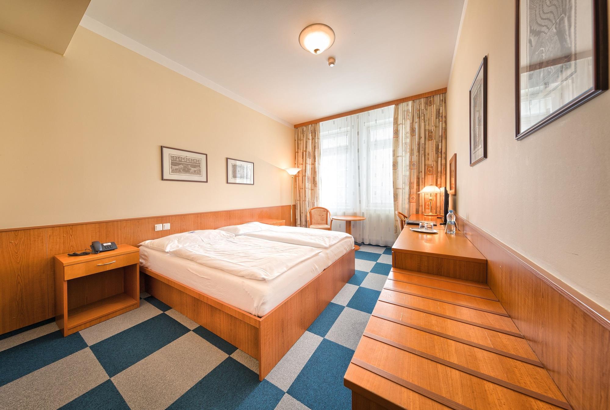 Wellness Hotel Babylon Liberec Extérieur photo