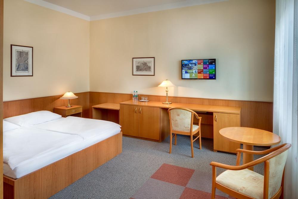 Wellness Hotel Babylon Liberec Extérieur photo