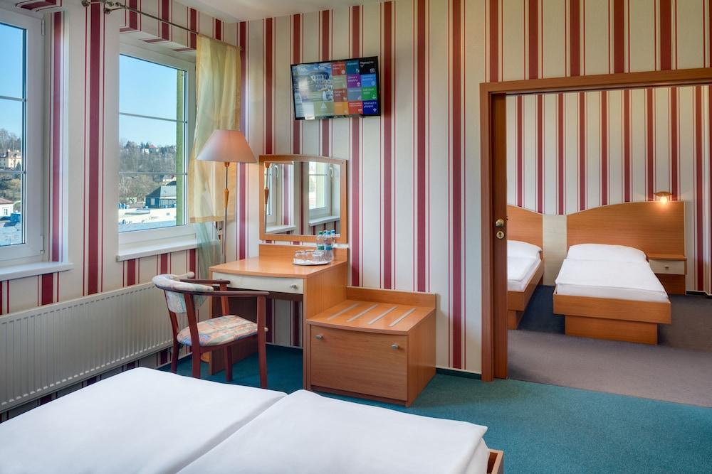 Wellness Hotel Babylon Liberec Extérieur photo